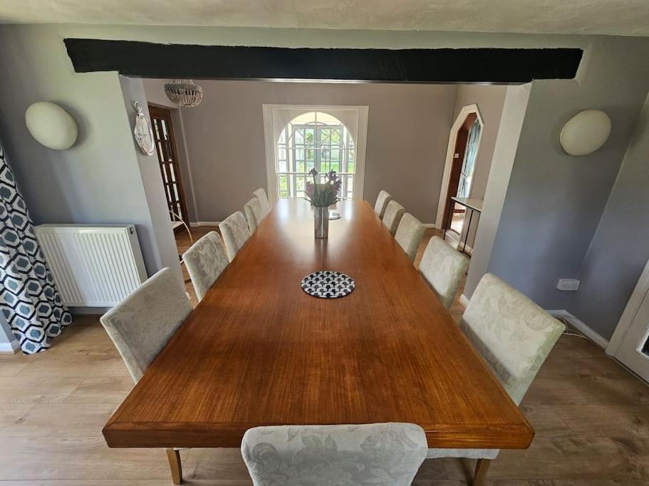 English Farmhouse Cottage