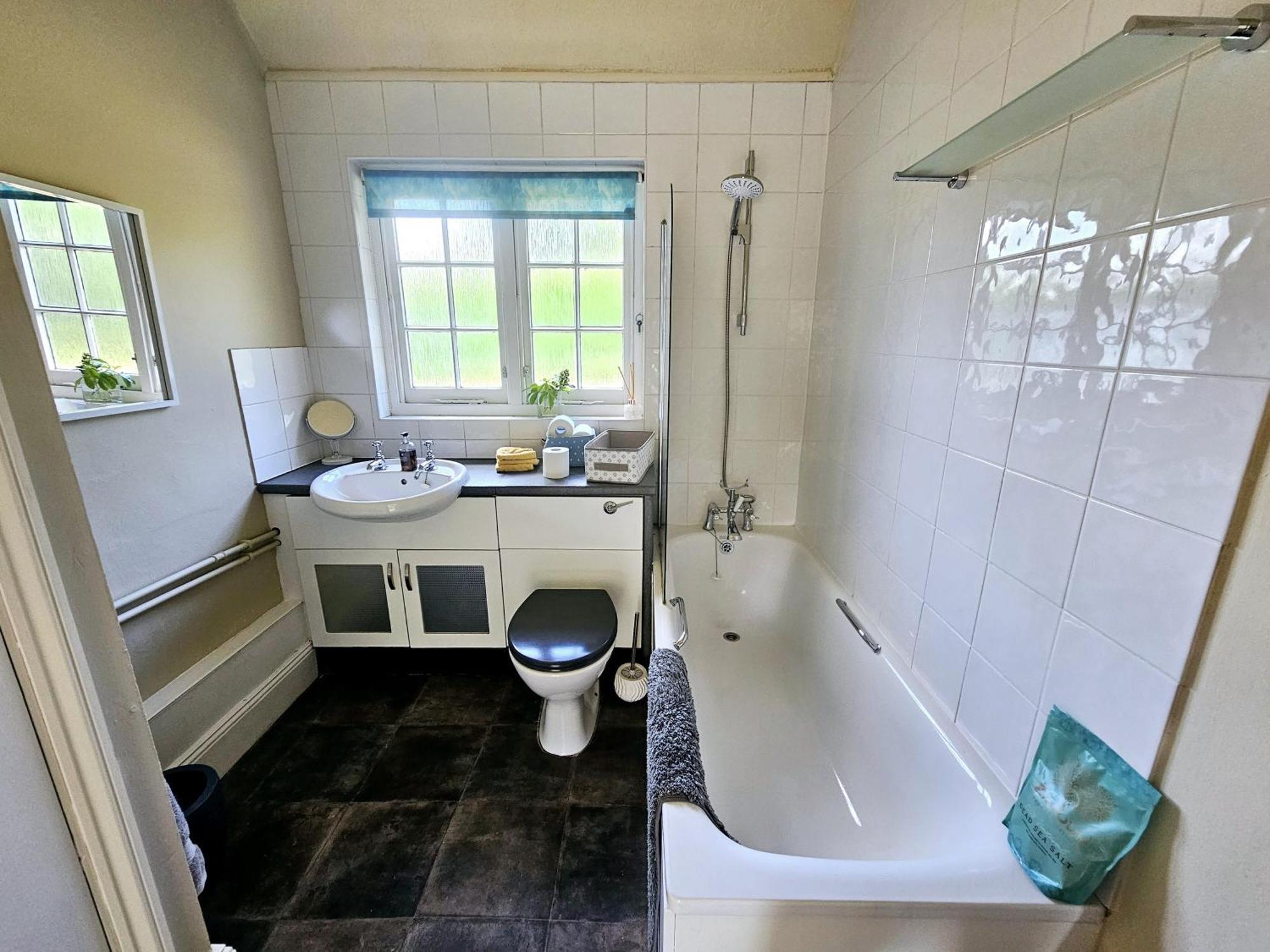 English Farmhouse Cottage